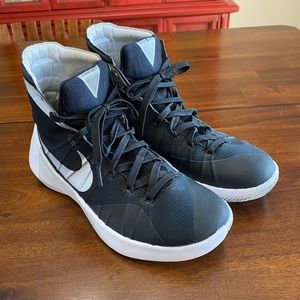 NIKE Basketball Shoes